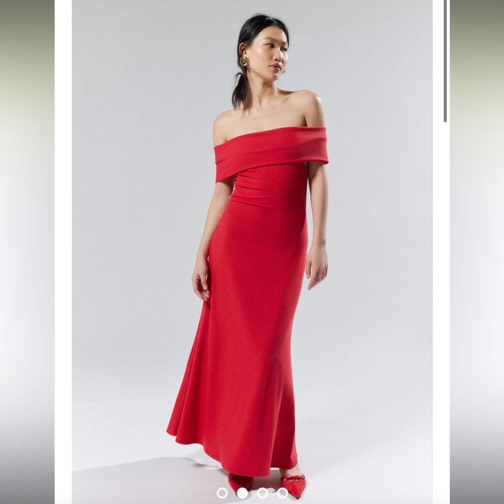 Silence + Noise Jayde Off-The-Shoulder Maxi Dress